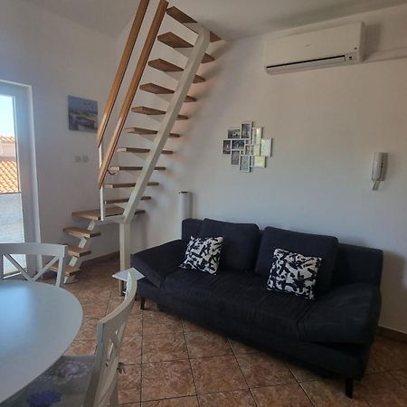 Apartment Helmut With Sea View Baška Dış mekan fotoğraf