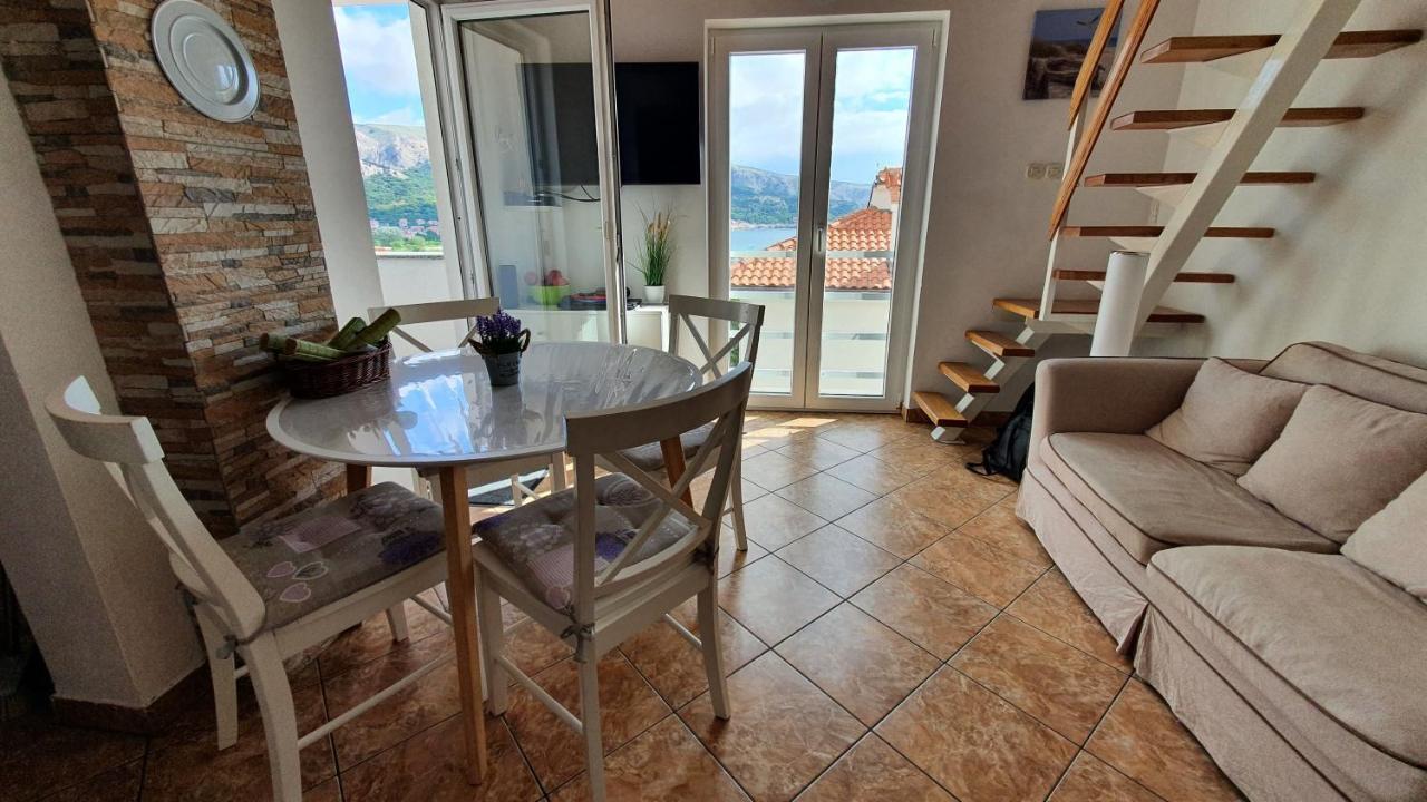 Apartment Helmut With Sea View Baška Dış mekan fotoğraf